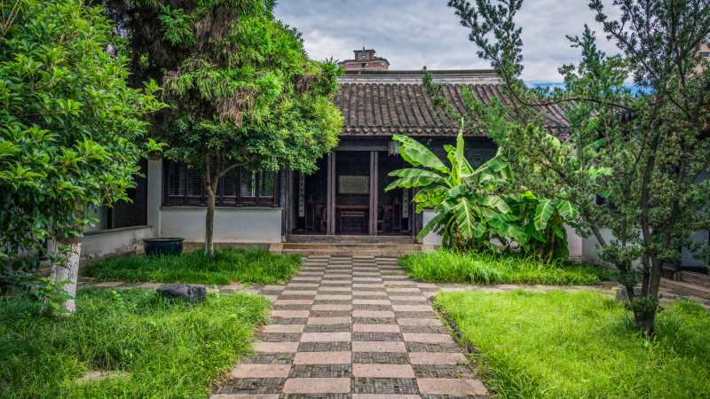 The Role of Beautiful Landscapes in Enhancing Curb Appeal
