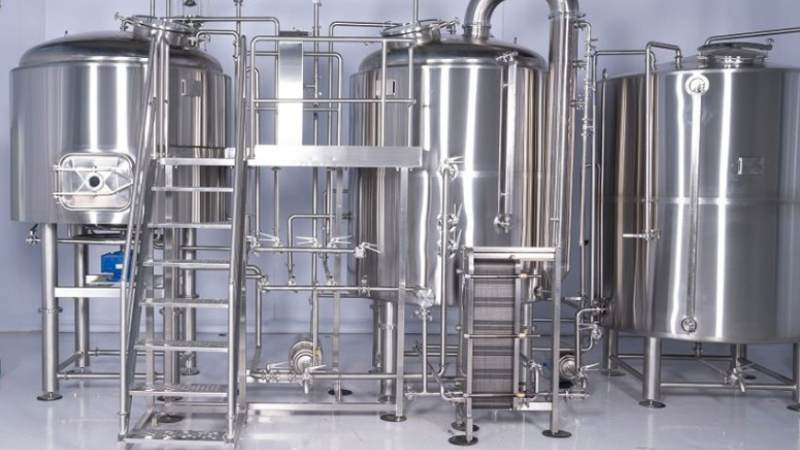 Choosing the Right Equipment Supplier for Breweries
