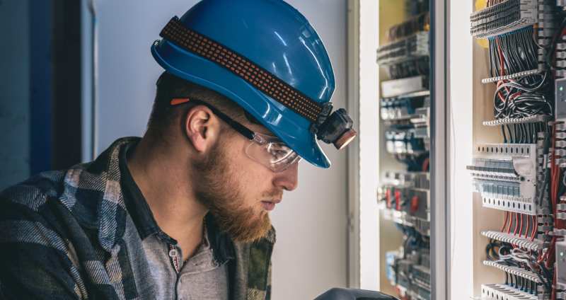 The Role and Importance of an Electrician in Canberra