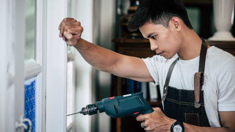 Steps Experts Follow to Replace Exterior Doors With Seamless Professional Precision